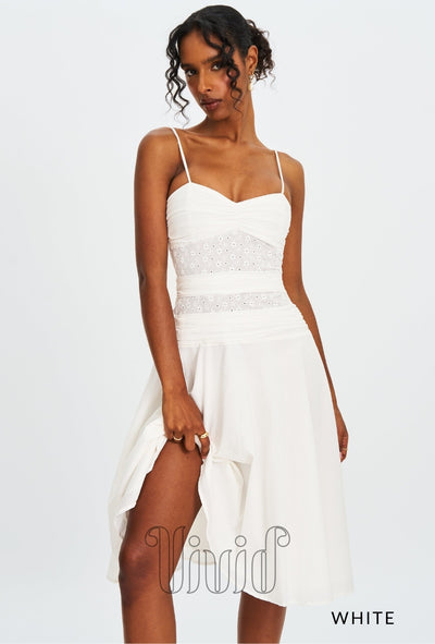 Vivid Formal Tilly Dress in White / Whites